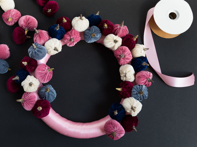 Diy Velvet Pumpkin Wreath - Design Improvised