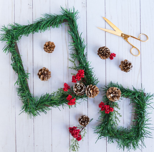 The prettiest DIY Christmas frames