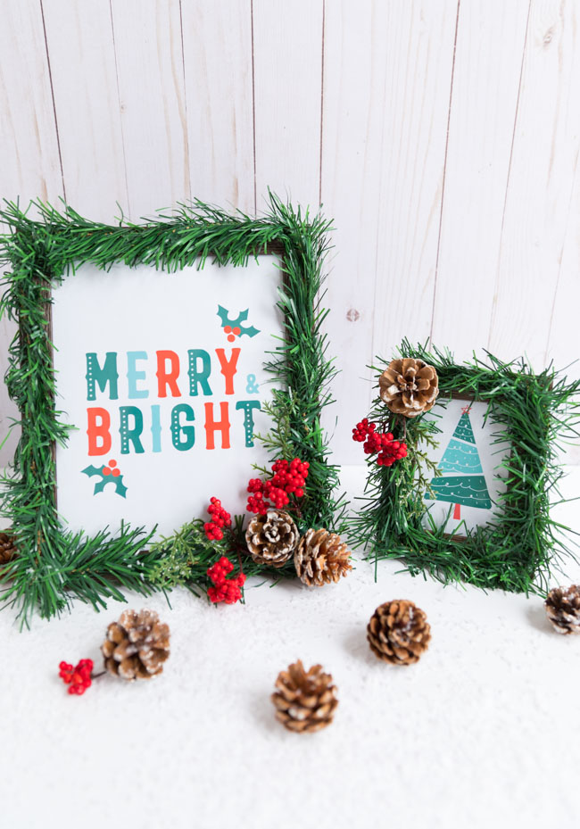 DIY Dollar Tree Christmas Frames 