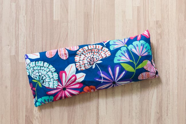 Yoga eye pillow