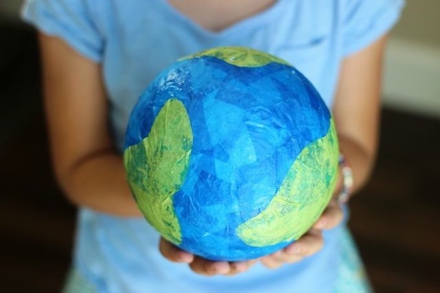 Tissue paper globe