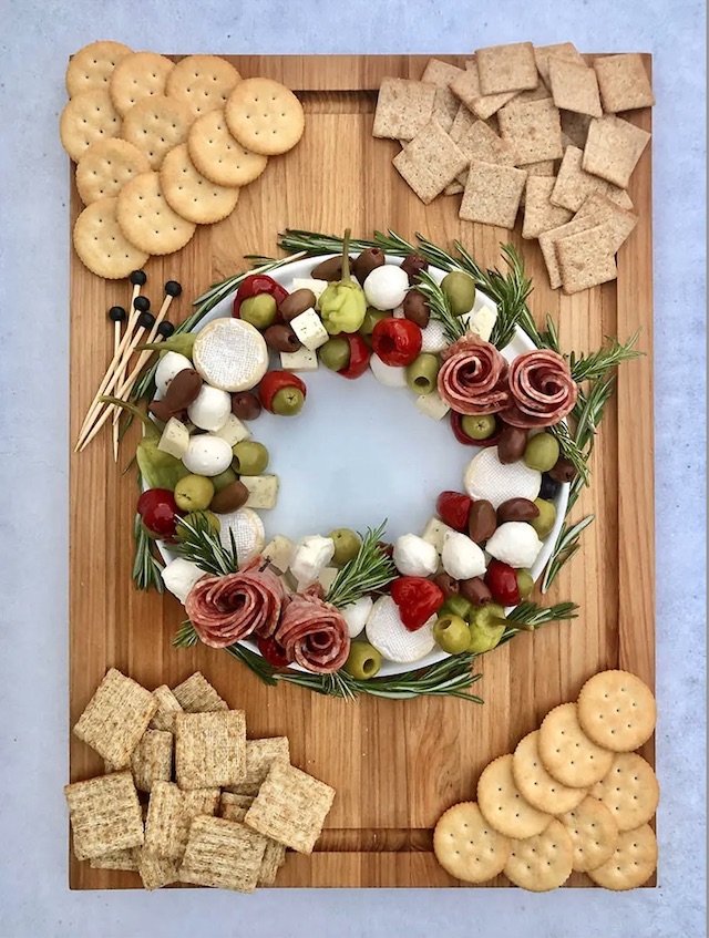 Christmas charcuterie board - wreath shaped