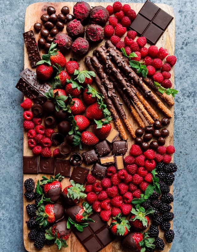 Fruit and chocolate dessert charcuterie board