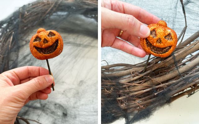 Jack o lantern wreath